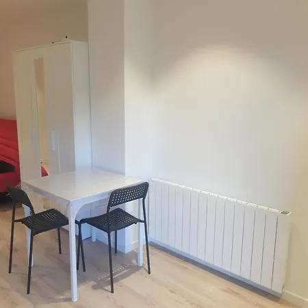 A La Montagne Apartment *
